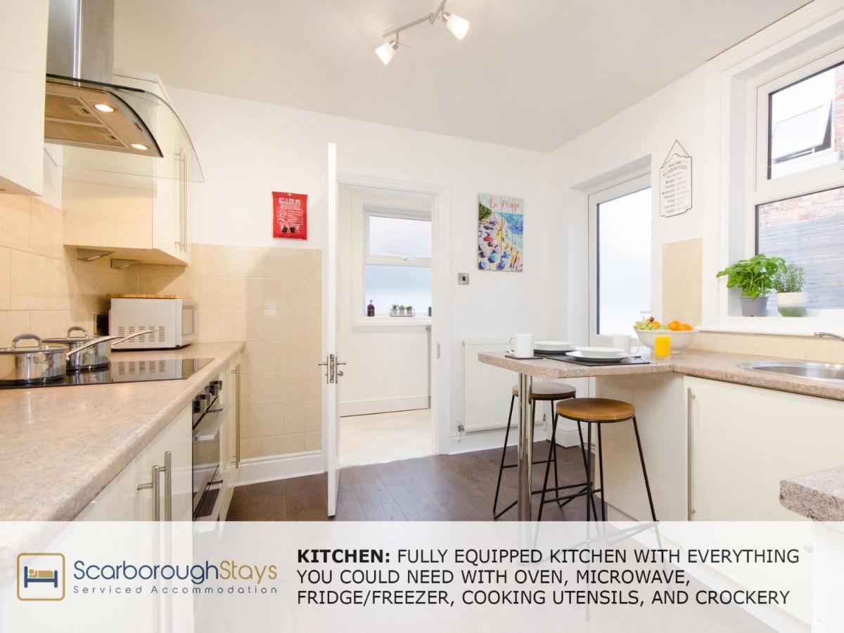 Scarborough Stays - Victorian Townhouse - 5 Bedrooms - Sleeps 9 ภายนอก รูปภาพ