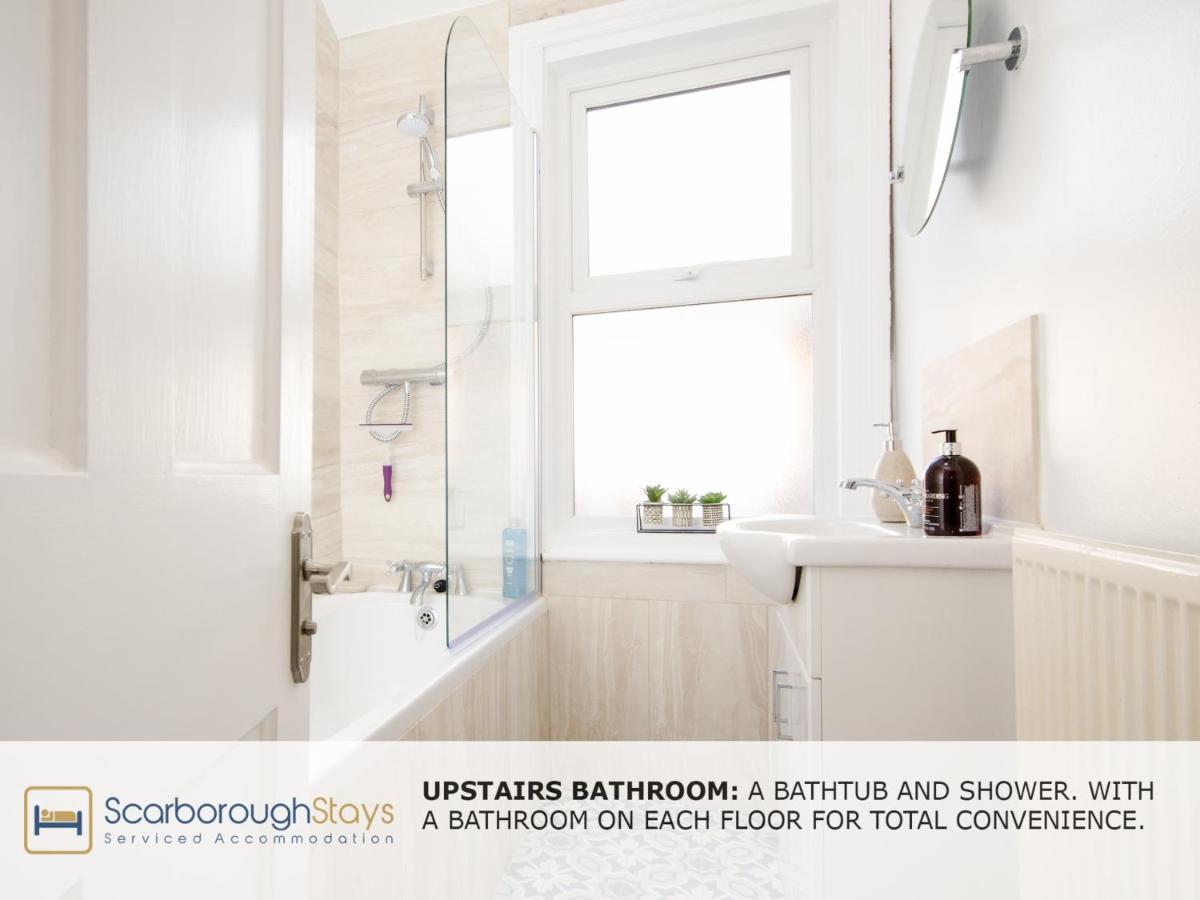 Scarborough Stays - Victorian Townhouse - 5 Bedrooms - Sleeps 9 ภายนอก รูปภาพ