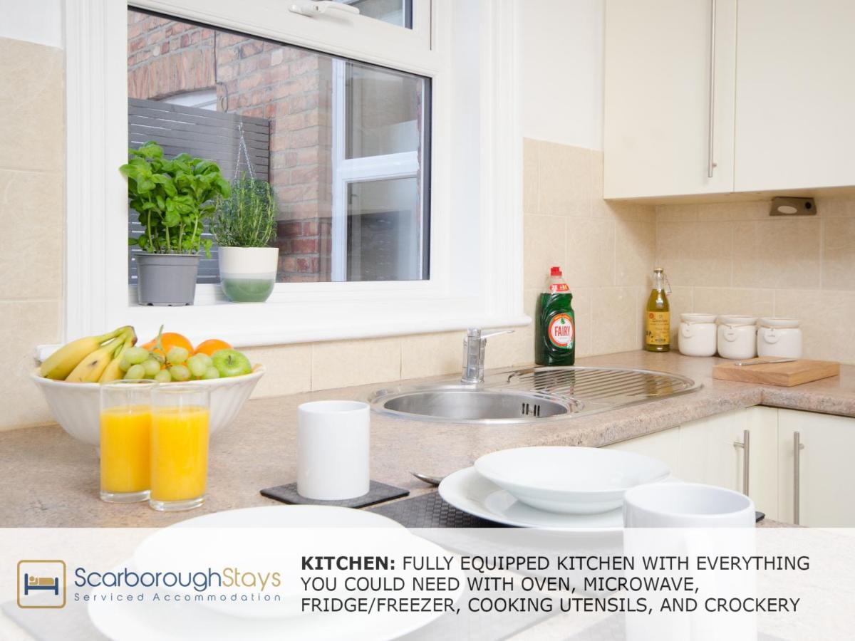 Scarborough Stays - Victorian Townhouse - 5 Bedrooms - Sleeps 9 ภายนอก รูปภาพ