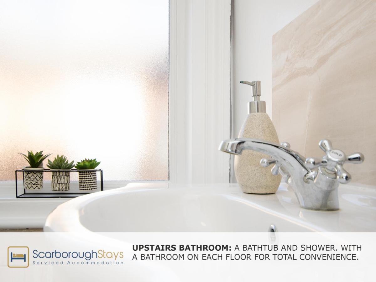 Scarborough Stays - Victorian Townhouse - 5 Bedrooms - Sleeps 9 ภายนอก รูปภาพ