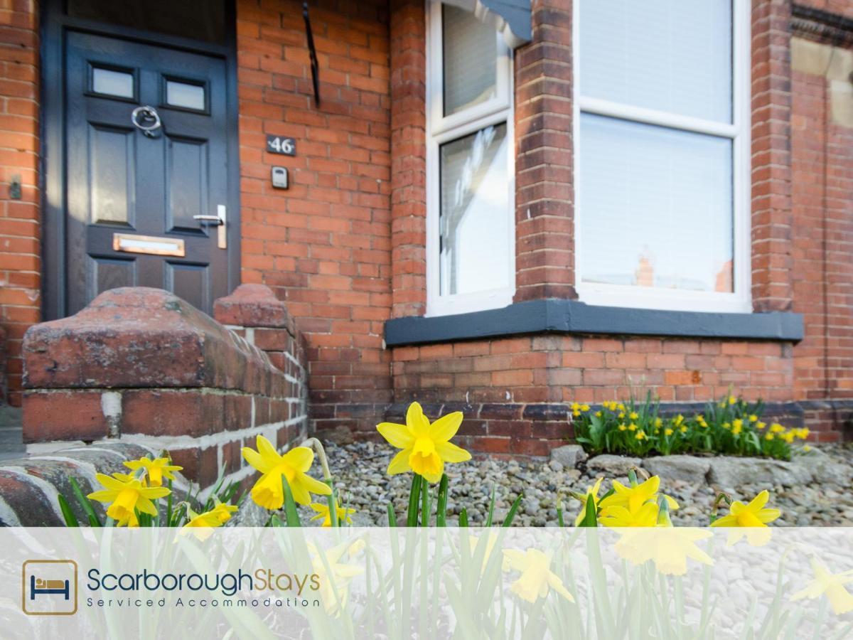 Scarborough Stays - Victorian Townhouse - 5 Bedrooms - Sleeps 9 ภายนอก รูปภาพ